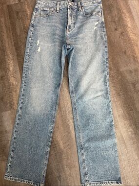 GAP Medium Wash Straight Jeans